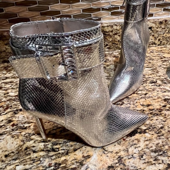 Cute Silver Michael Kors Boots! - Picture 3 of 11